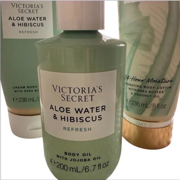 Victoria’s Secret Aloe Water & Hibiscus “Refresh” Set — NIB - Picture 2 of 6